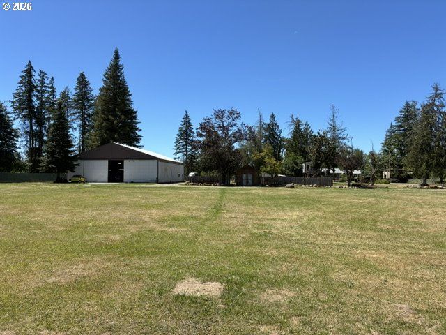 27611 S HIGHWAY 213, Mulino, OR 97042