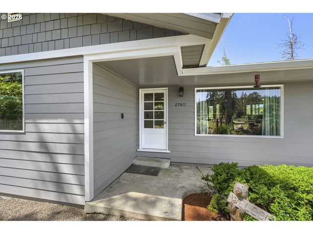 27611 S HIGHWAY 213, Mulino, OR 97042