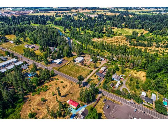 27611 S HIGHWAY 213, Mulino, OR 97042
