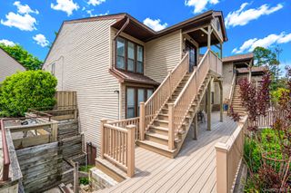 19 The Circle 19, Glen Head, NY 11545