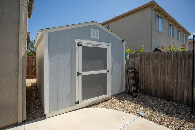 5600 Stonehaven Dr, Marysville, CA 95901