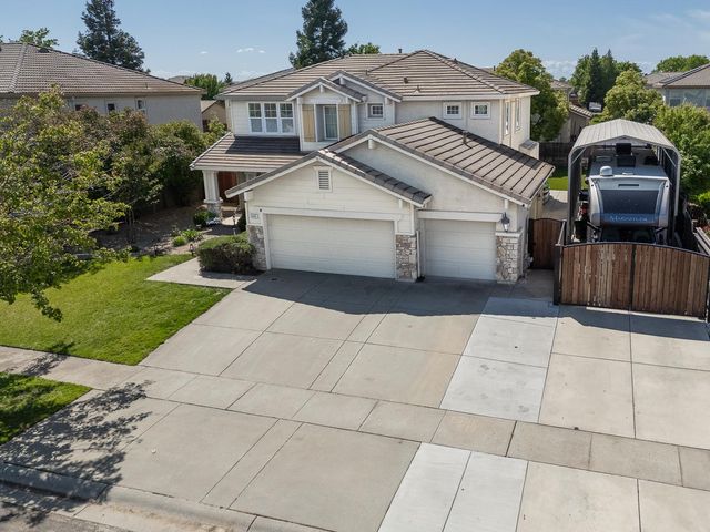 5600 Stonehaven Dr, Marysville, CA 95901