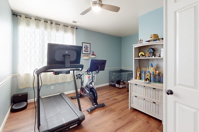5600 Stonehaven Dr, Marysville, CA 95901