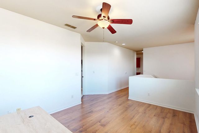 5600 Stonehaven Dr, Marysville, CA 95901