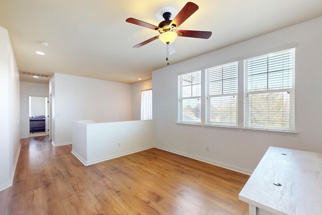5600 Stonehaven Dr, Marysville, CA 95901