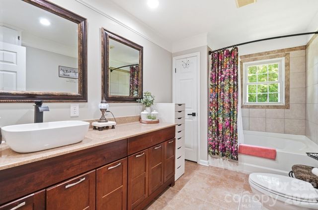 107 Mistywood Drive, Mount Holly, NC 28120