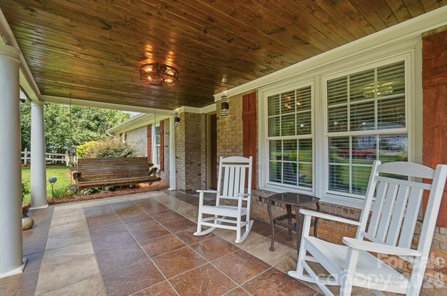 107 Mistywood Drive, Mount Holly, NC 28120