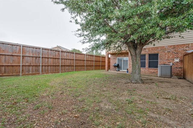 187 Castleridge Drive B, Little Elm, TX 75068