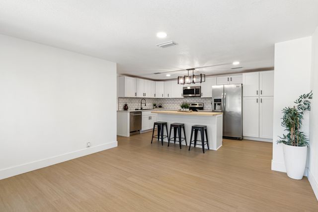 42 Roosevelt Avenue, Defuniak Springs, FL 32435