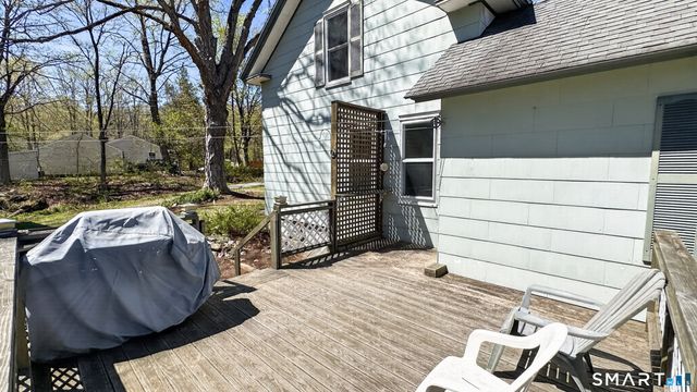 19 Cards Mill Road, Columbia, CT 06237