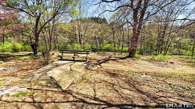 19 Cards Mill Road, Columbia, CT 06237
