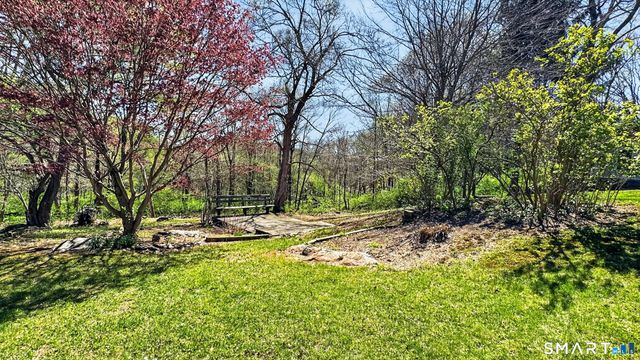 19 Cards Mill Road, Columbia, CT 06237