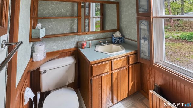 19 Cards Mill Road, Columbia, CT 06237