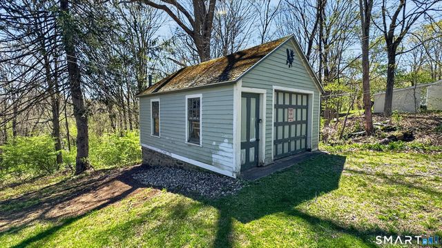 19 Cards Mill Road, Columbia, CT 06237