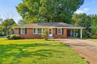 640 Kennesaw Drive SE, Smyrna, GA 30080
