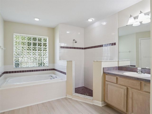 11618 GRAND BAY BLVD, Clermont, FL 34711