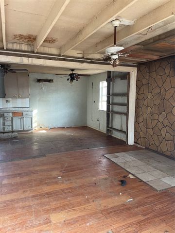 310 County Road 4659, Rhome, TX 76078