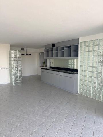 4000 Towerside Ter 1403, Miami, FL 33138