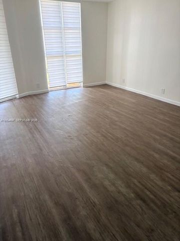 4000 Towerside Ter 1403, Miami, FL 33138