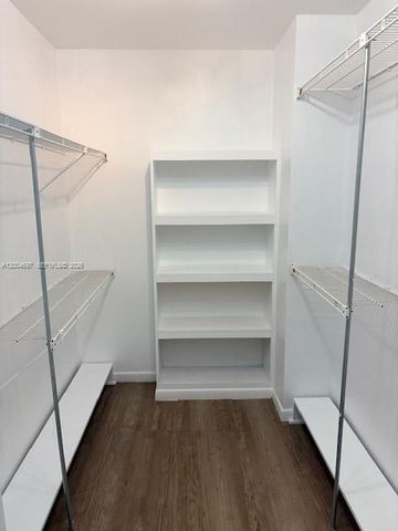 4000 Towerside Ter 1403, Miami, FL 33138