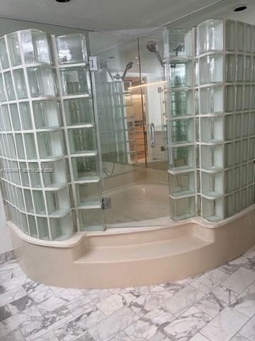 4000 Towerside Ter 1403, Miami, FL 33138