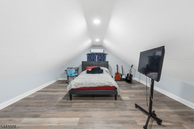 61 Keer Ave, Newark City, NJ 07112