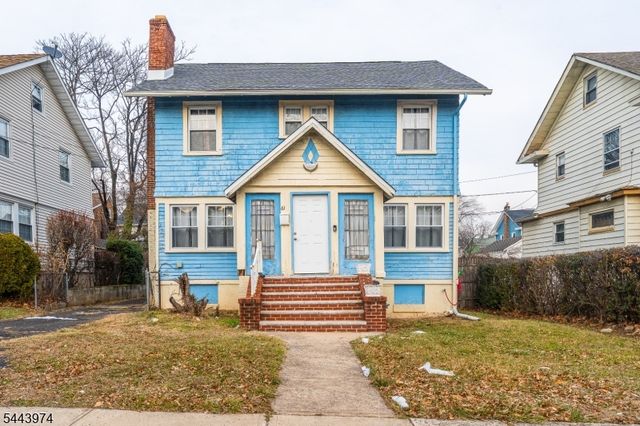 61 Keer Ave, Newark City, NJ 07112