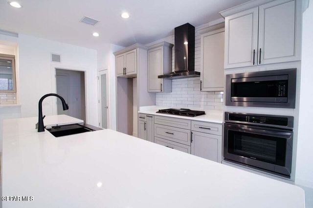 1723 EASED Street, El Paso, TX 79928