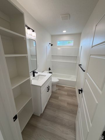 1553 W 900 S, Salt Lake City, UT 84104