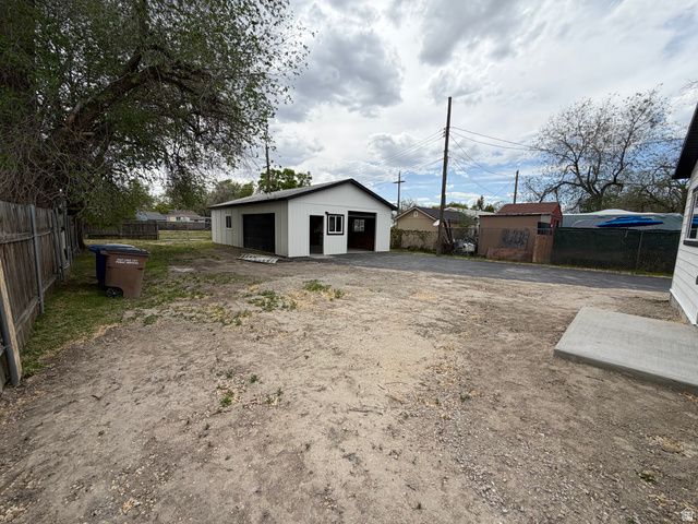 1553 W 900 S, Salt Lake City, UT 84104