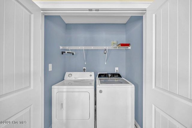 104 NE 8th Street, Oak Island, NC 28465