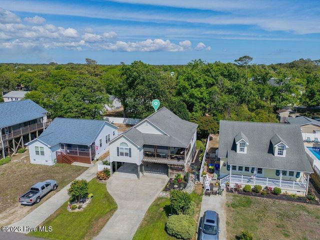 104 NE 8th Street, Oak Island, NC 28465