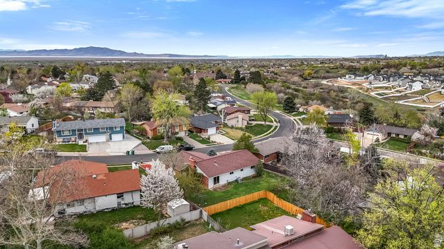 1626 HEATHER DR, Layton, UT 84040