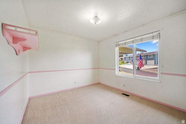 1626 HEATHER DR, Layton, UT 84040