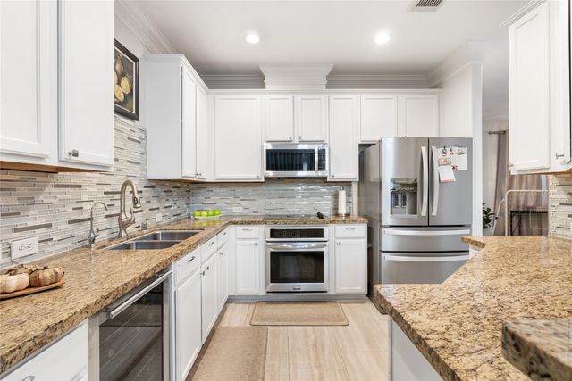 1247 Glenwood Canyon, Houston, TX 77077