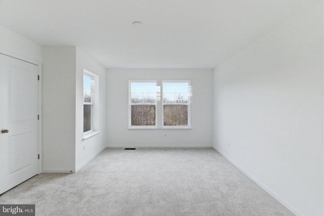 117 COURTHOUSE DR, Martinsburg, WV 25404