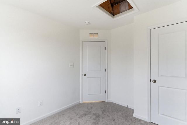 117 COURTHOUSE DR, Martinsburg, WV 25404