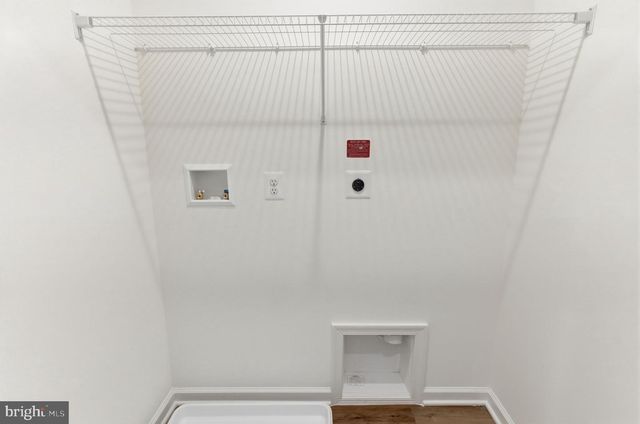 117 COURTHOUSE DR, Martinsburg, WV 25404