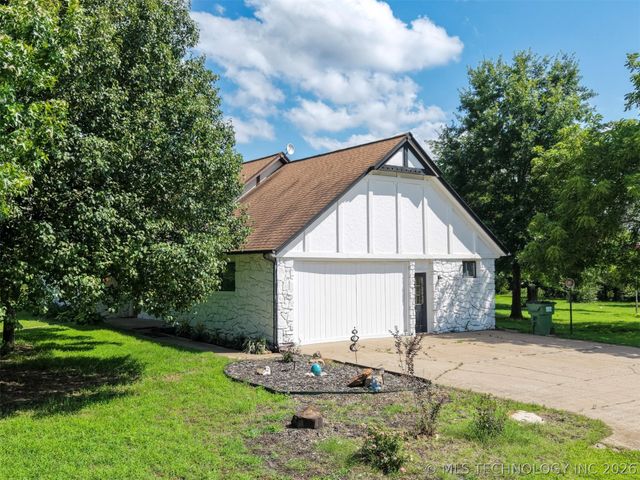 9859 N 38th Street, Sperry, OK 74073