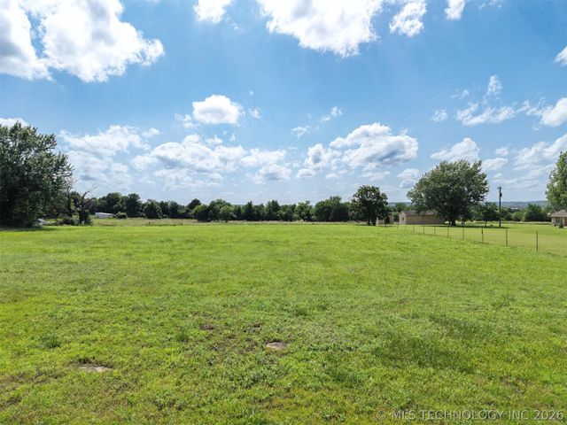9859 N 38th Street, Sperry, OK 74073