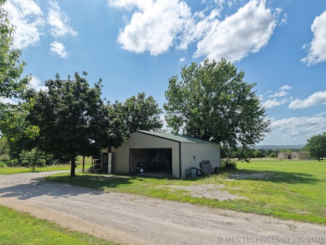 9859 N 38th Street, Sperry, OK 74073