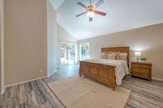 1145 E Woodhaven Lane, Fresno, CA 93720