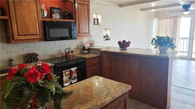 4000 Surfside Blvd 703, Corpus Christi, TX 78402