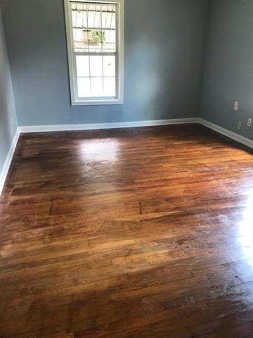 7010 England Street, Houston, TX 77021