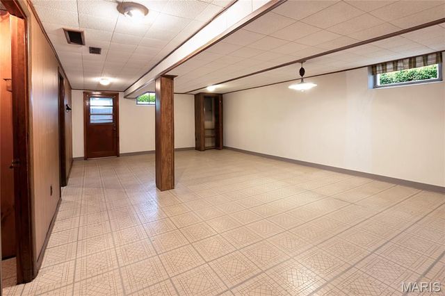 5644 Marquette Avenue, St Louis, MO 63139