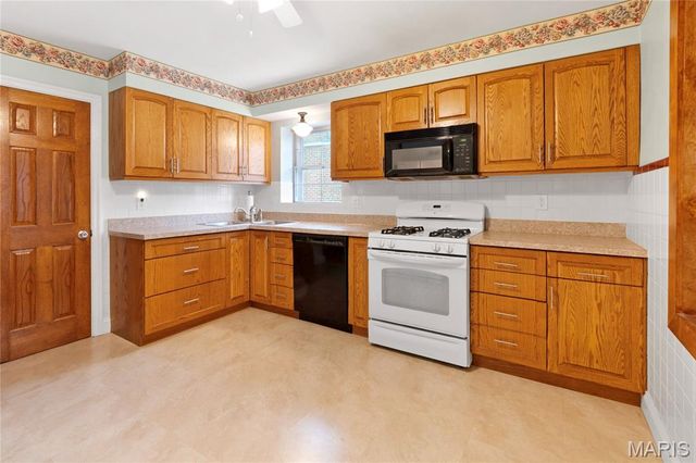 5644 Marquette Avenue, St Louis, MO 63139