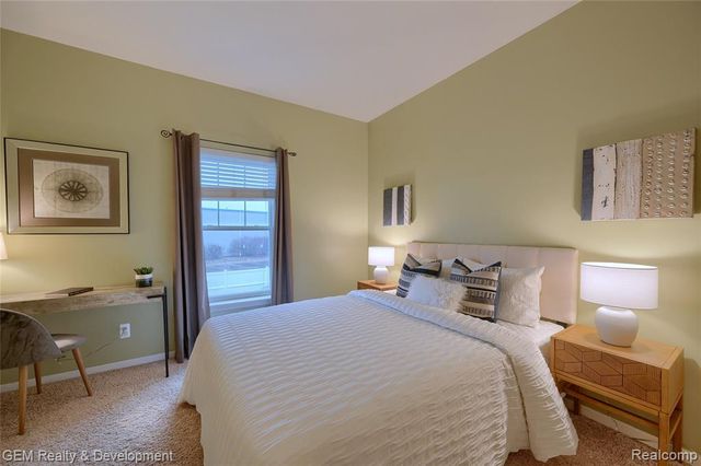 25636 Portico Lane, Novi, MI 48375