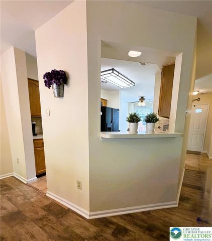 60 Carousel Circle, New Britain Boro, PA 18901