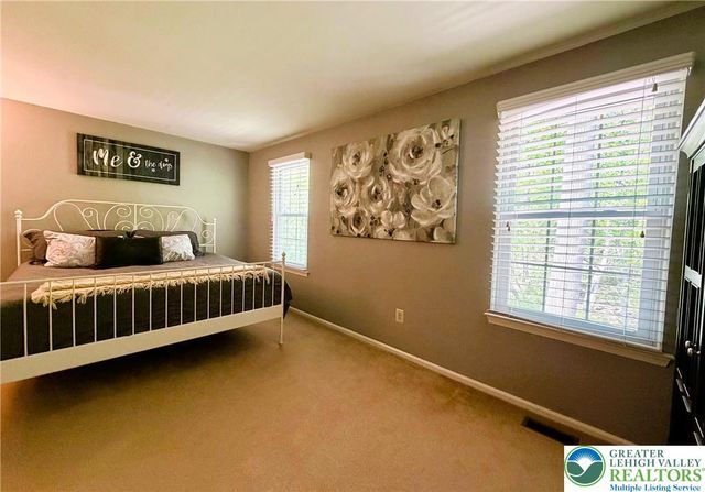 60 Carousel Circle, New Britain Boro, PA 18901