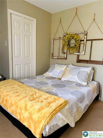 60 Carousel Circle, New Britain Boro, PA 18901